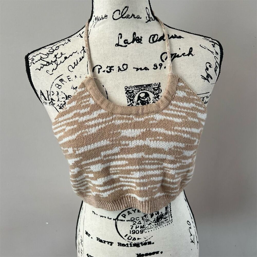 Cotton Emporium Women's L Animal Print Cropped Halter Top Sweater